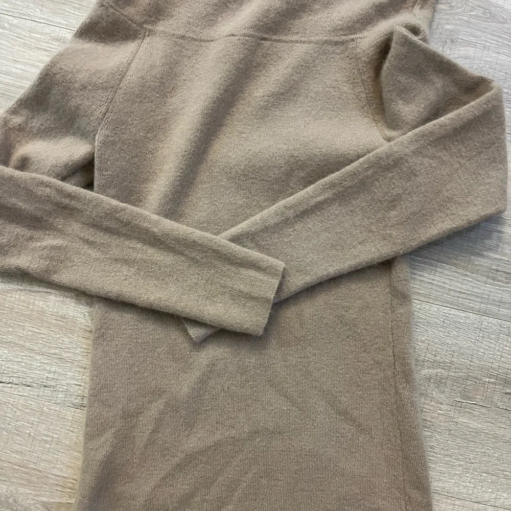 Alex Marie Sweater Small - Picture 2 of 3